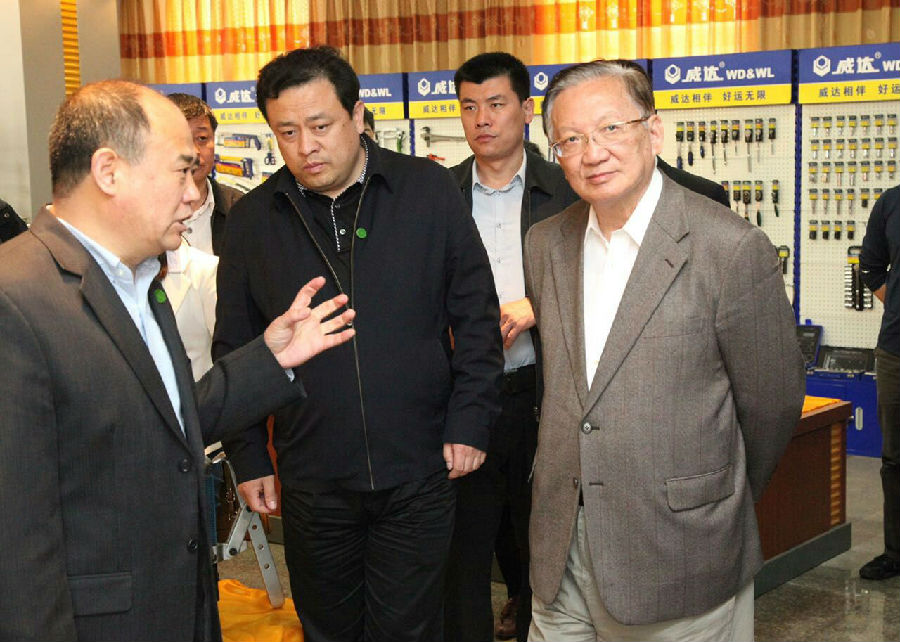 原國務委員、外交部部長唐家璇視察威力工具集團(圖3)